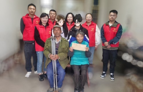 關心資助孤兒網(wǎng)站.jpg